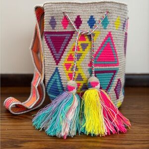 Handmade crossbody mochila bag from Colombia